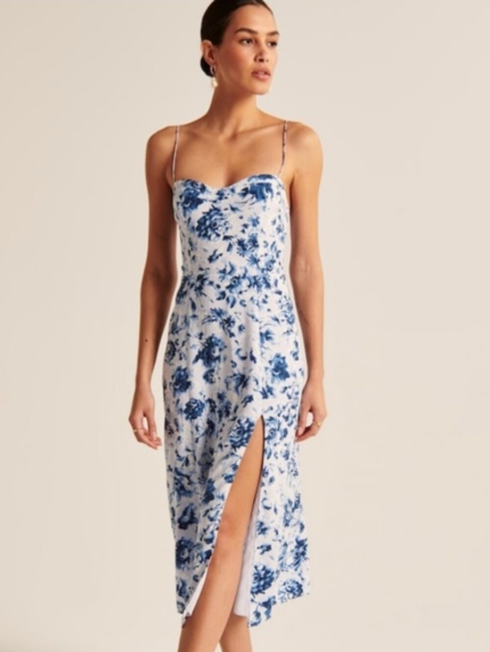 Abercrombie & Fitch Womens Camille Blue Floral Smocked Midi Dress. Sz S - Picture 2 of 10